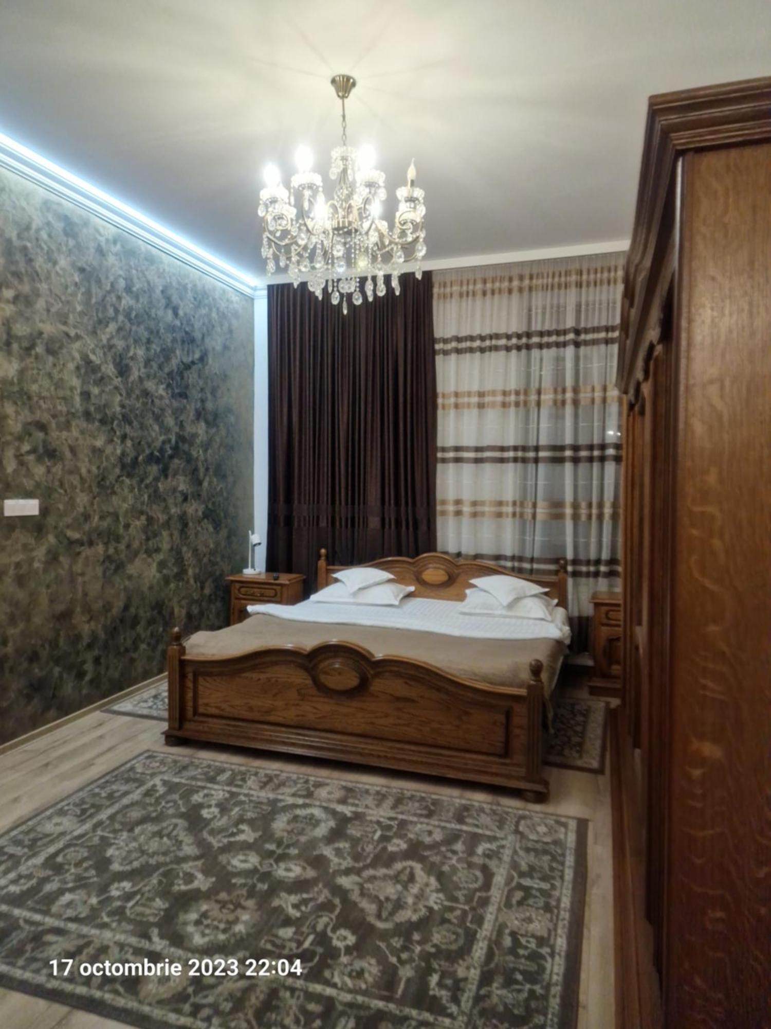 Casa Domneasca Rarau Hotel Campulung Moldovenesc Ngoại thất bức ảnh
