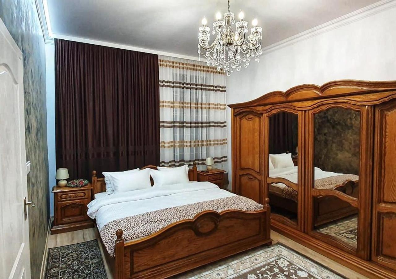Casa Domneasca Rarau Hotel Campulung Moldovenesc Ngoại thất bức ảnh